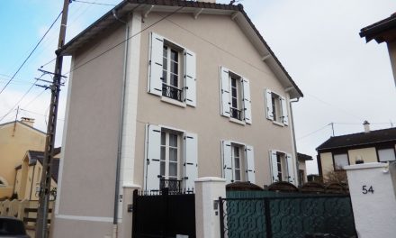 Rénovation des façades d’une maison traditionnelle 2 pans à La Varenne-Saint-Hilaire